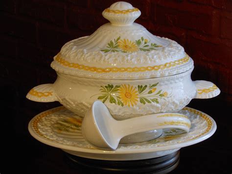 Large Italian Vintage Soup Tureen W Underplate And Ladle