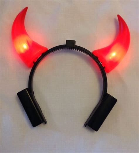 Lot Of 4 Devil Horns Light Up Red Satan Headband Halloween Costume