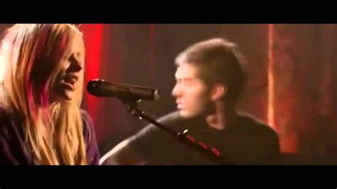 Avril Lavigne Keep Holding On Letra Y Traducción En Español Youtube