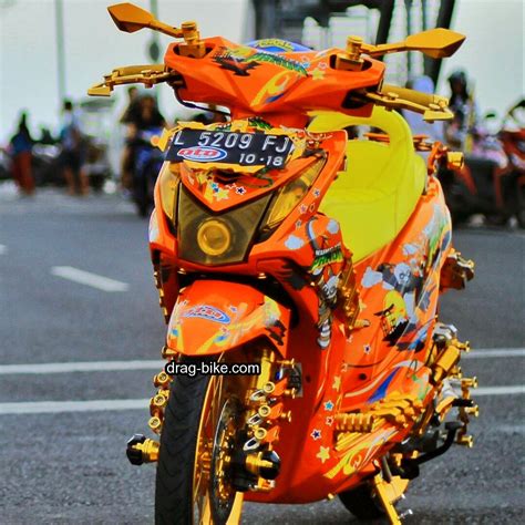 / modifikasi beat thailook street racing.not only is it more stylish than ever, the honda the new beat variants and srp are as follows: 50 Foto Gambar Modifikasi BEAT Kontes Street Racing Jari Jari drag-bike.com