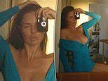 Nude Artist Dina Broadhurst Suffers A Shocking Wardrobe Malfunction