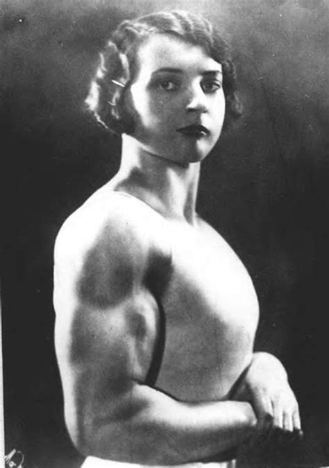 Fantastic Vintage Photos Of Beautiful Muscular Women From The Early Th Century Vintage Everyday