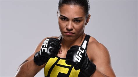 Ufc Champion Jessica Andrade Poses Nude With Title Belt Buzz Feed