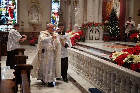 Southern Orders Kneeling At The Altar Railing For Holy Communion Even