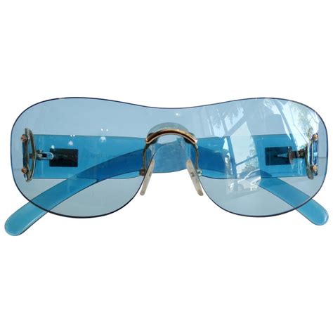 gucci 1990s blue rimless shield sunglasses at 1stdibs gucci blue sunglasses 90s shield
