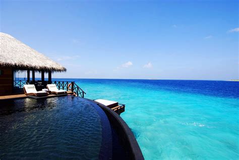 Water Villa With Infinity Pool Wallpaper Colorful Wallpaper Better