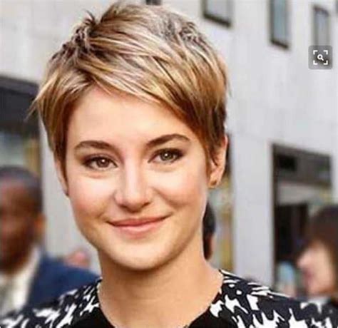 Short Hairstyles 2019 What Short Hairstyles Are In For 2019 Pixie