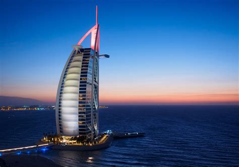 Hora De Dubai Agora