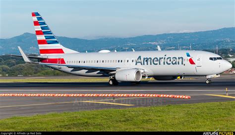 N346pr American Airlines Boeing 737 800 At San Jose Juan Santamaría