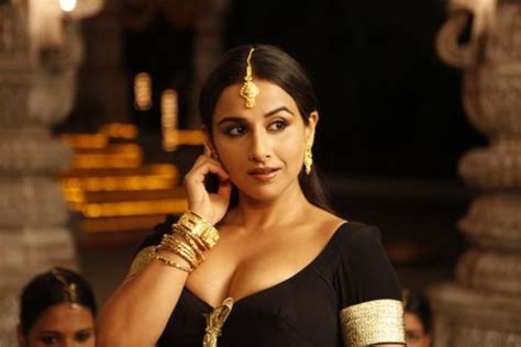 Unseen Tamil Actress Images Pics Hot Vidyabalan Dirty Picture Boobs