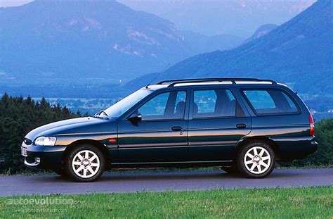 Karen used to own this ford escort. FORD Escort Wagon - 1995, 1996, 1997, 1998, 1999, 2000 ...