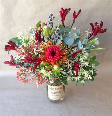 Send beautiful bouquets, lush plants and gourmet gift basket all by shopping online. Australian native flowers, kangaroo paw, Christmas Bush ...