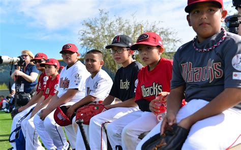 Our valley is home to cactus league spring training, with ballparks from goodyear, to mesa, to surprise february marks the start of the cactus league! D-backs make Hispanic outreach a top priority | Cronkite ...