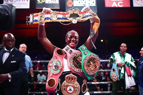 Unified middleweight and junior middleweight champion claressa shields is willing to fight amateur rival. Claressa Shields dominates Hammer, makes history as first ...