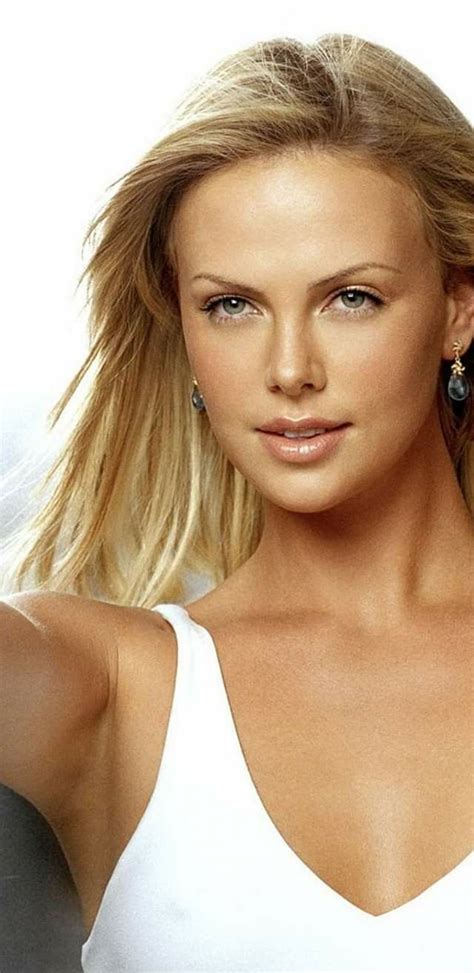 Pin Van From Colorado Op Charlize Theron