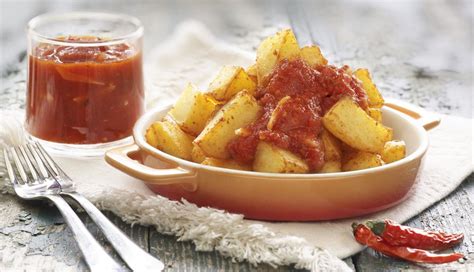 Patatas Bravas Caseras Nestlé Cocina