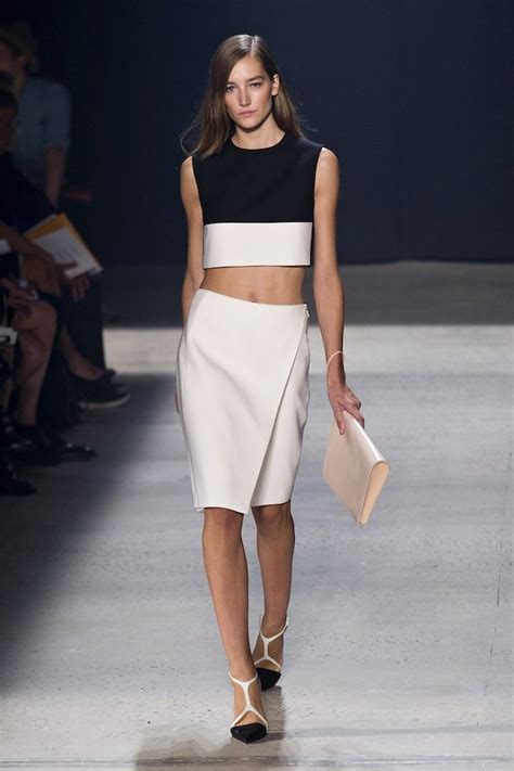 Runway Inspired Ways To Do Minimalist Style Fashion Style Trends 2019