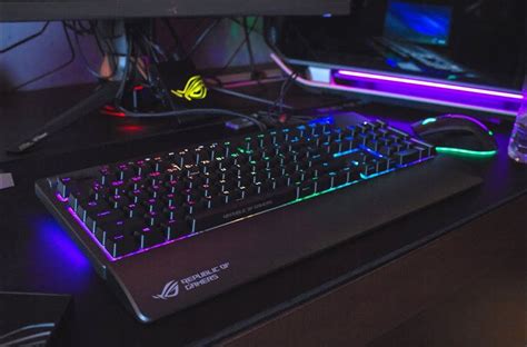 How to light up keyboard on asus, tutorial, step by step. asus_rog_strix_flare_mechanical_keyboard 2 - FunkyKit