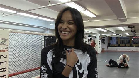 Victorias Secret Model Gracie Carvalho Ronda Rousey Doesnt Have To