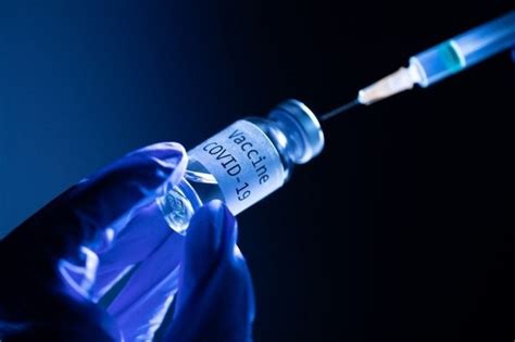 Para uma previsão de quando poderá ser vacinado, consulte a seguinte simulação: Vacinação em massa contra Covid-19 começa na Rússia e moradores de Moscou já agendam imunização ...