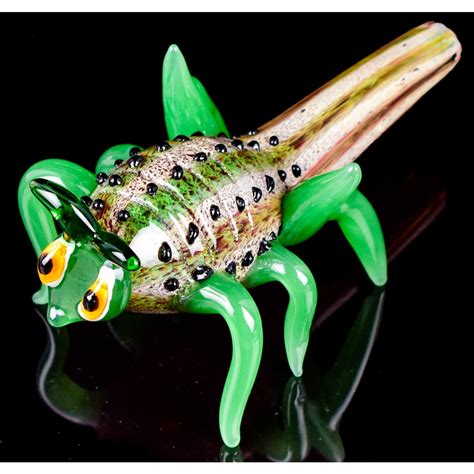 Kung Fu Grasshopper 55 Hexapod Legged Animal Glass Pipe Glass