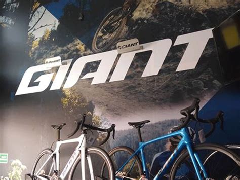 El envío gratis está sujeto al peso, precio y la distancia del envío. Dealers | Giant Bicycles Colombia