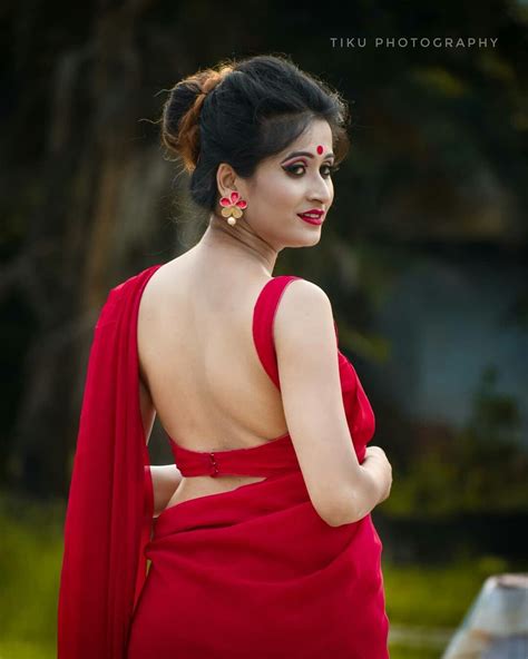 Pin By Salient On Backless Saree Backless Blouse Designs Bridal