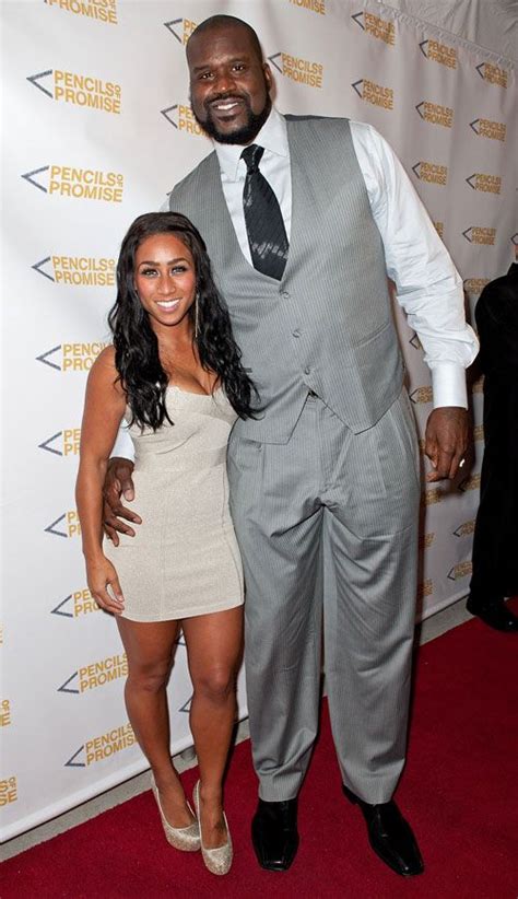 Shaquille o'neal and his estranged wife, shaunie have reached a settlement in their divorce. "Height Difference: Nicole Alexander and Shaquille O'Neal Basketball great Shaquille O'Neal ...