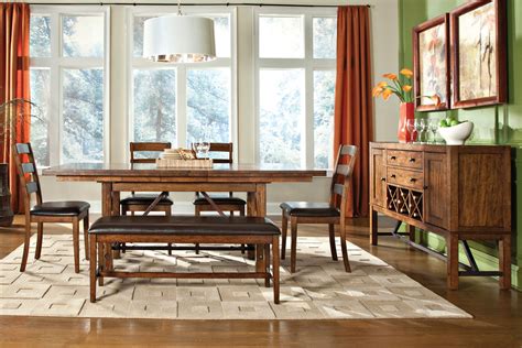 4.6 out of 5 stars. Clara Dining Table at Gardner-White