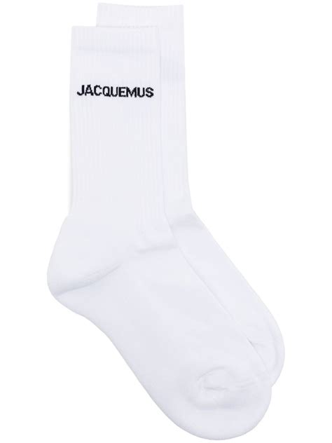 Jacquemus Intarsia Knit Logo Ankle Socks In White Modesens