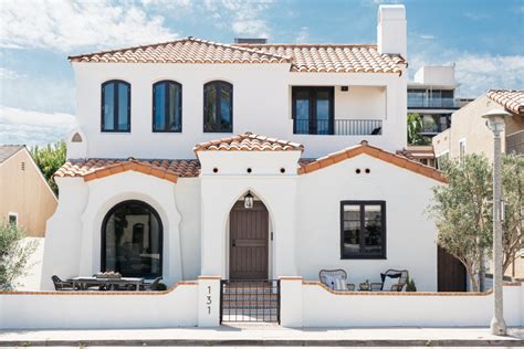 16 Exquisite Mediterranean Home Exterior Designs That Will Take Take ...
