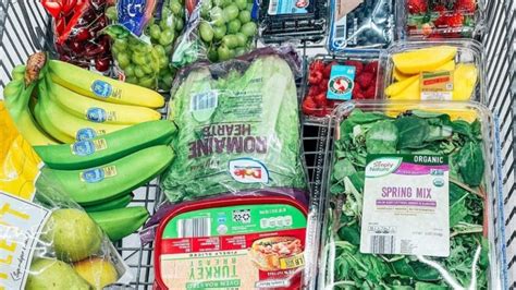 The January 2022 Aldi Finds Include Plenty Of Plant Based Options