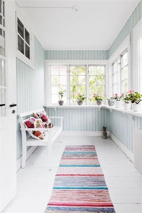 25 Fun And Cozy Sunroom Decor Ideas For Small Spaces