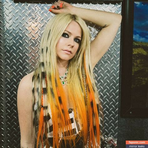 Avril Lavigne Aka Avrillavigne Nude Leaks Photo 125 Faponic