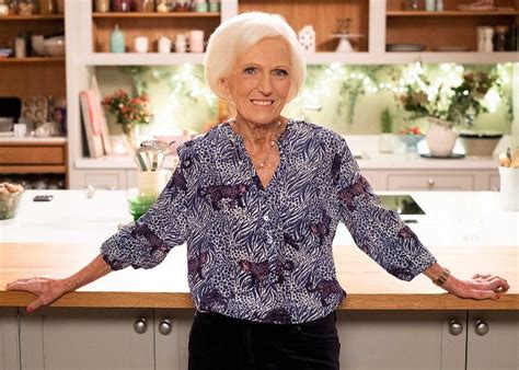 Buy mary berry's desserts 01 by mary berry (isbn: Mary Berry's best-ever dessert recipes