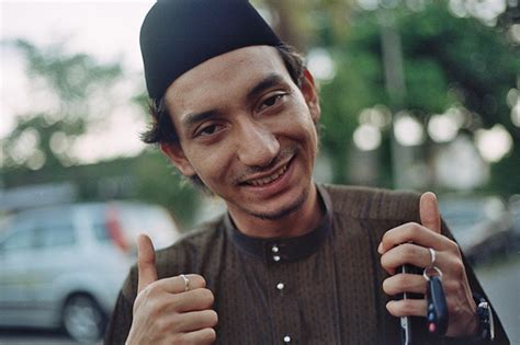 GELABAH Zizan raja lawak dah bomohkan aku..=))