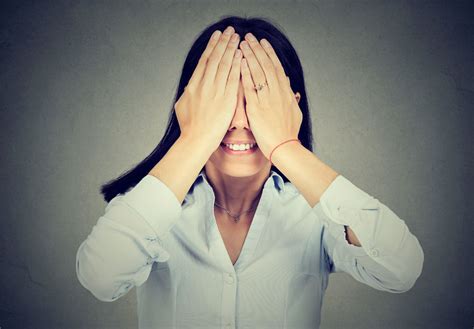 8 Useful Eye Exercises To Alleviate Eye Strain Lenspure