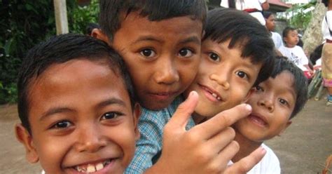 Pantun nasehat adalah pantun yang berisi ajaran berupa pesan moral dan nasehat. Kumpulan Pantun Jenaka Untuk Anak Smp - n Carta De