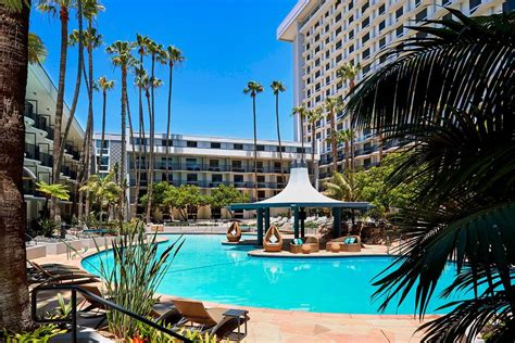 Los Angeles Airport Marriott Updated 2020 Prices And Hotel Reviews Ca