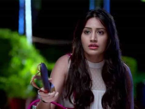 Ishqbaaz Spoiler Alert Anika To Be Stalked By An Intruder Shivaay Comes To Anika S Rescue