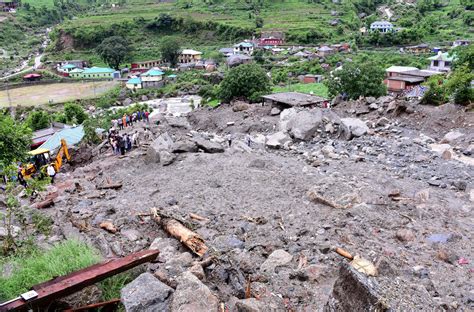 india landslides and floods from monsoon rains kill scores the new york times