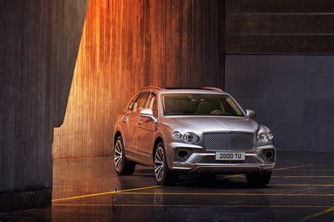 This Is Why Your Genesis Gv80 Looks Like A Bentley Bentayga