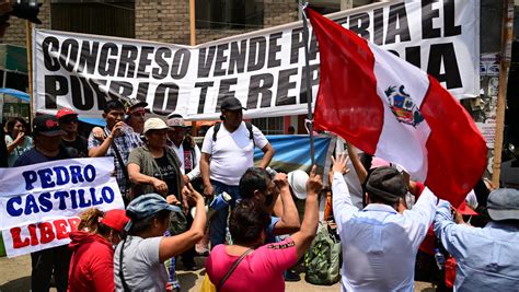Al Menos 17 Muertos En Las Protestas Que Exigen La Renuncia De Boluarte En Perú Rt