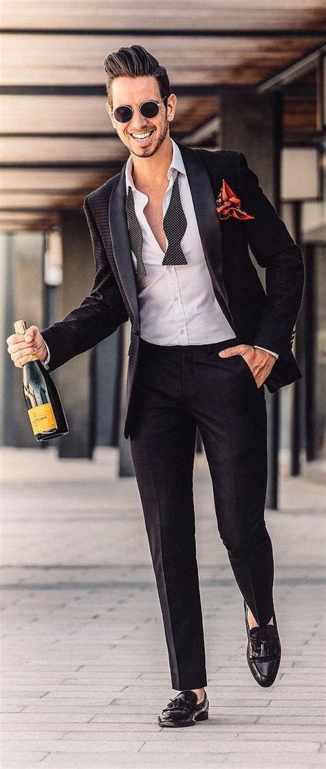 13 Ways For Men To Style Black Suits Correctly In 2019 Black Tuxedo
