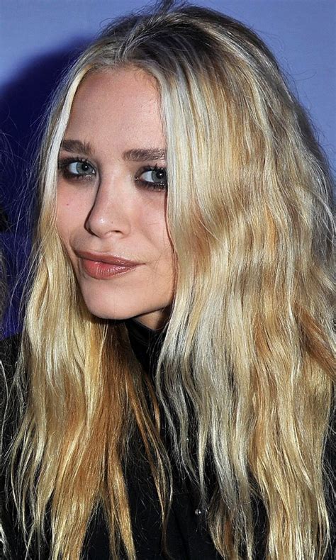 Olsens Anonymous Beauty Close Up Get Statement Brows Like The Olsen Twins