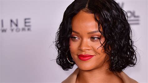 Rihanna Posts Perfect Response To All That Body Shaming Nonsense