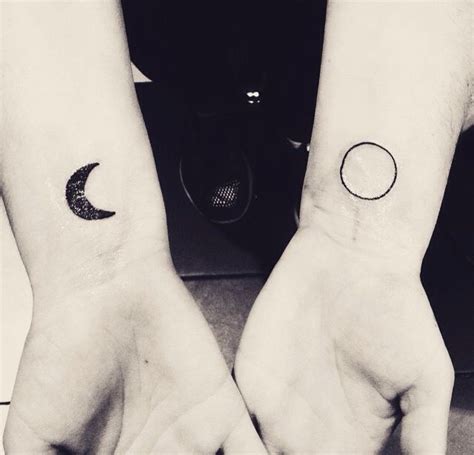 Sun And Moon Simplified A Naruto Tattoo Tattoos Pinterest Naruto