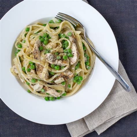 Mealime Fettuccine Alfredo With Chicken And Peas Recipe Nutritious