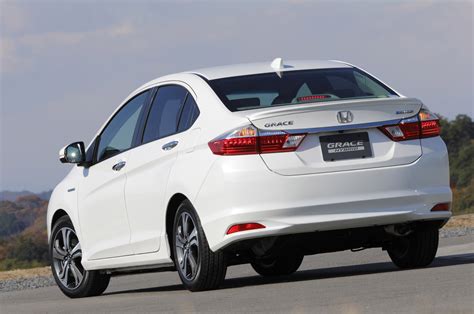 Will it come with the 7th generation version? Honda Introduces Most Efficient Hybrid Sedan Named "Grace"