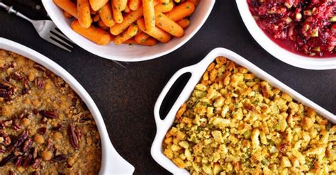 12 Easy Vegetarian And Vegan Potluck Dishes For Thanksgiving